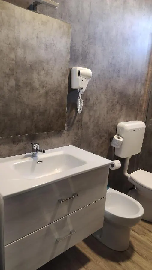 Confidence Hotel San Silvestro San Prospero Italy