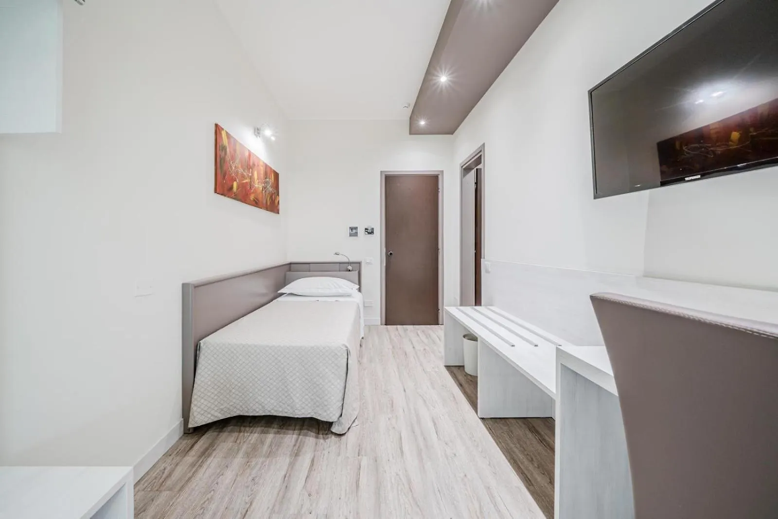 Confidence Hotel San Silvestro San Prospero 4*,  Italy